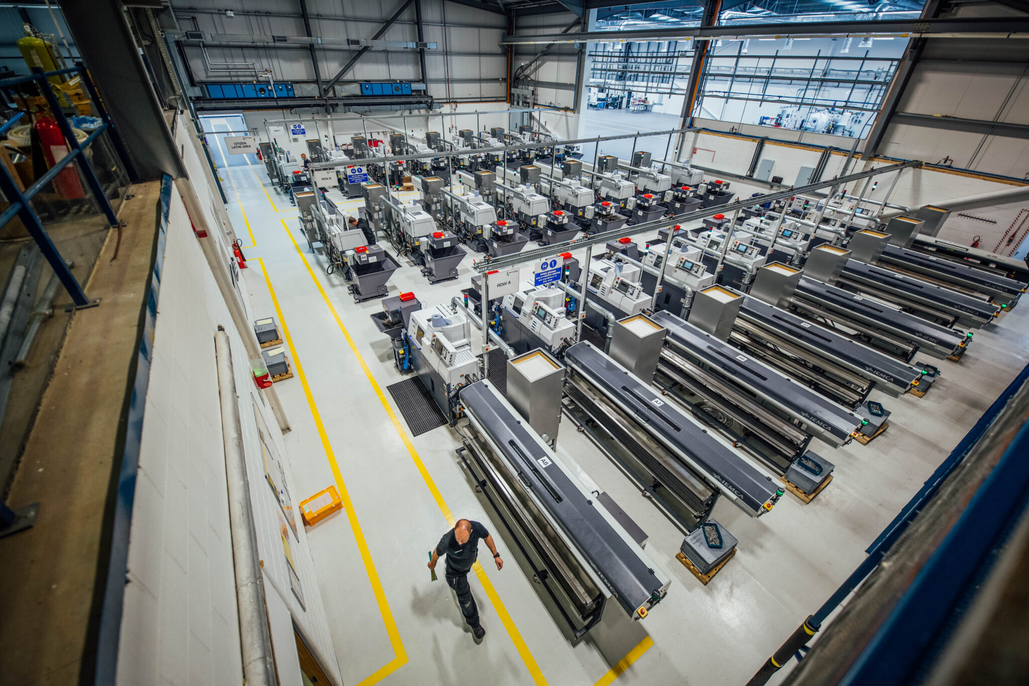 Equipments Smithstown Light Engineering